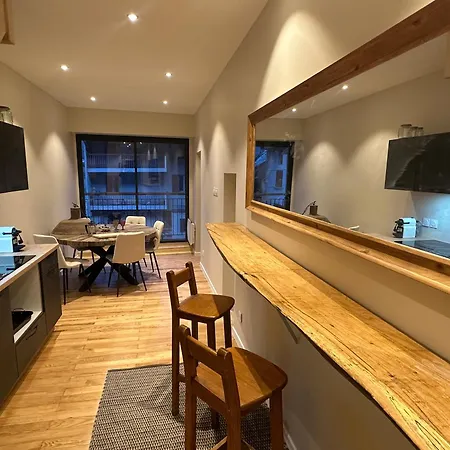 Le Col Getaway 3 Apartment *